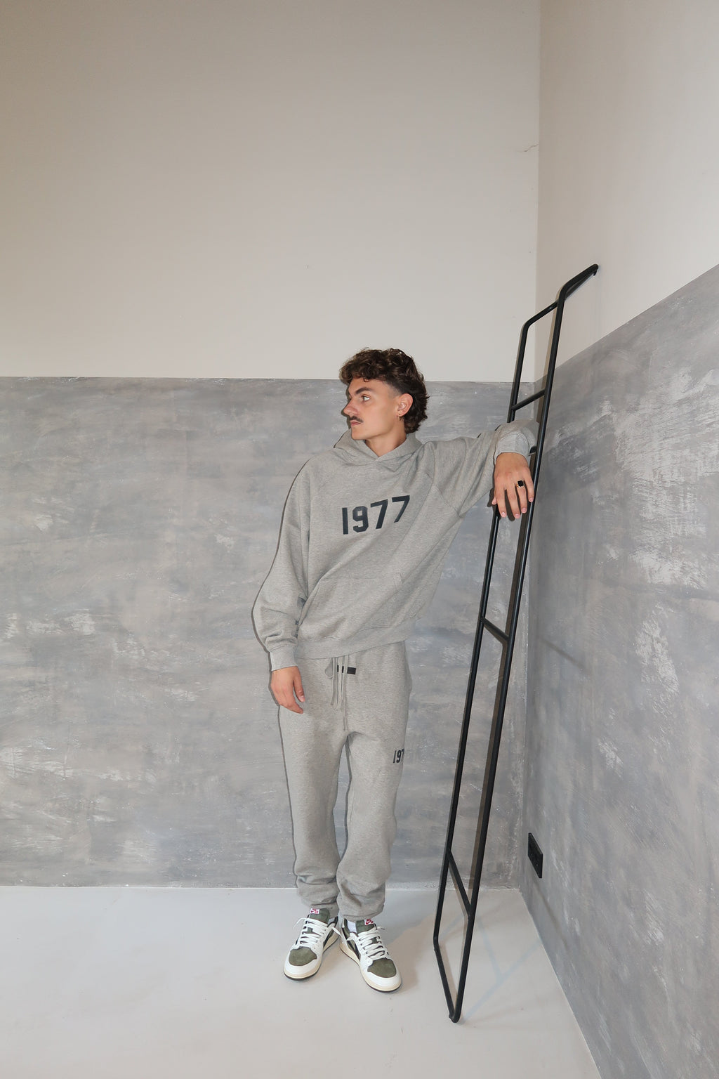 Fear of God Essentials 1977 Dark Oatmeal Full set